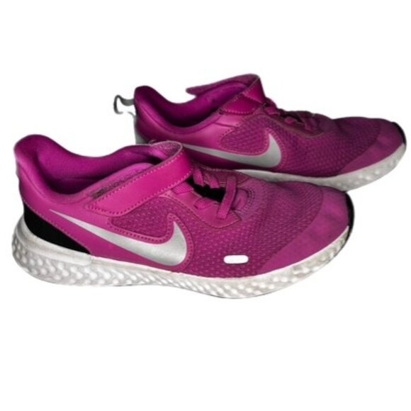 Nike Revolution Girl's Running Shoe Fuscia and Silver Size 1.5Y - Picture 1 of 8